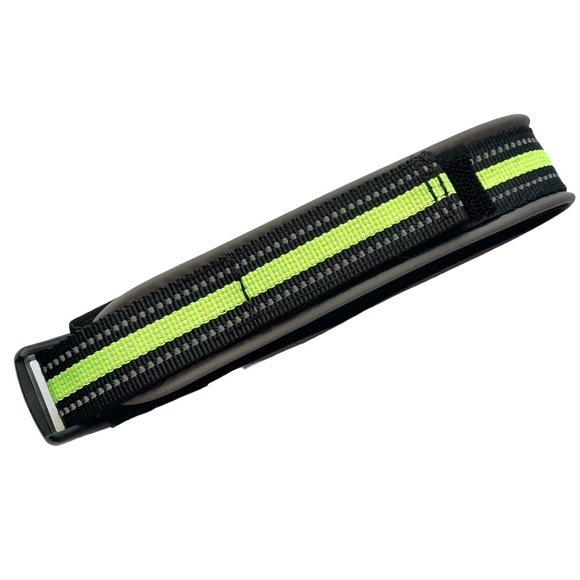 NEW - Padded Dog Collar M Reflective Trim Black Volt - Picture 3 of 12